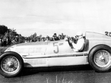Rudolf Caracciola: gwiazda w panteonie kierowców wyścigowych